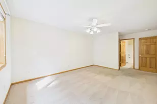 920 Evergreen Ct, Vadnais Heights, MN 55127 - Photo 29