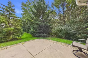 920 Evergreen Ct, Vadnais Heights, MN 55127 - Photo 23