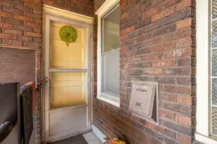 127 Lexington Parkway S, Saint Paul, MN 55105 - Photo 3