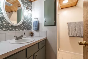 1523 Hoven Ln, Crookston, MN 56716 - Photo 15