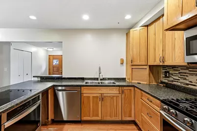 8500 Quinn Avenue S, Bloomington, MN 55437 - Photo 11