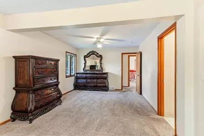 8500 Quinn Avenue S, Bloomington, MN 55437 - Photo 23