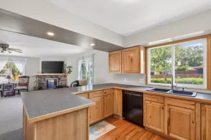 8945 Colfax Ave S, Bloomington, MN 55420 - Photo 3