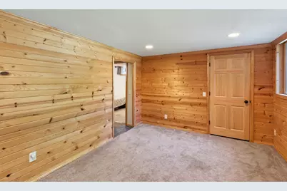 8945 Colfax Avenue S, Bloomington, MN 55420 - Photo 21