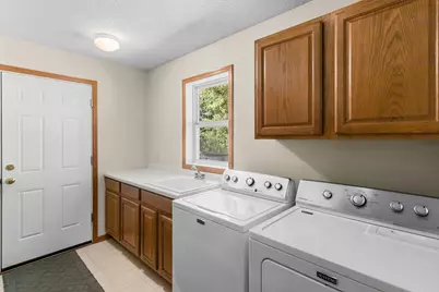 379 Wheelock Parkway E, Saint Paul, MN 55130 - Photo 17