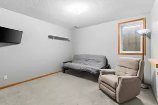 379 Wheelock Parkway E, Saint Paul, MN 55130 - Photo 25