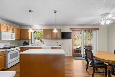 379 Wheelock Parkway E, Saint Paul, MN 55130 - Photo 13
