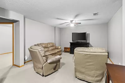 379 Wheelock Parkway E, Saint Paul, MN 55130 - Photo 23