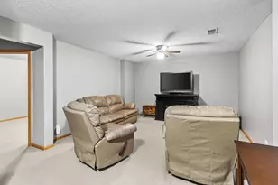 379 Wheelock Parkway E, Saint Paul, MN 55130 - Photo 23