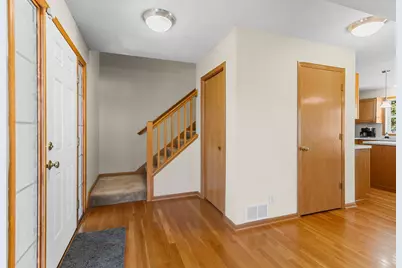 379 Wheelock Parkway E, Saint Paul, MN 55130 - Photo 5