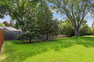 2708 Boone Ave N, New Hope, MN 55427 - Photo 33