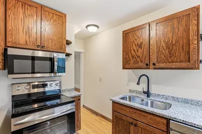 1812 Minnehaha Avenue E, Saint Paul, MN 55119 - Photo 9