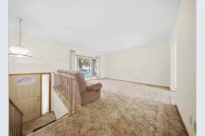 16746 Gannon Avenue W, Rosemount, MN 55068 - Photo 3