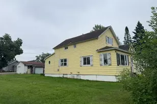 2604 5th Ave W, Hibbing, MN 55746 - Photo 1