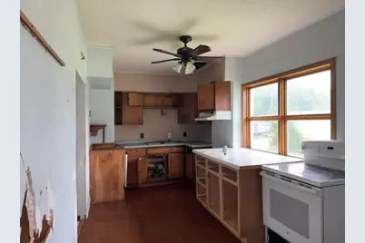 2604 5th Avenue W, Hibbing, MN 55746 - Photo 3