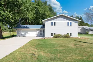 28 Leprechaun Ln, Mantorville, MN 55955 - Photo 1