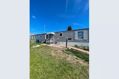7431 Oakley Street NE, Fridley, MN 55432 - Photo 1