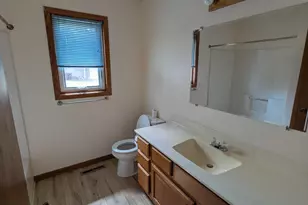 2265 4th Ave SE, Owatonna, MN 55060 - Photo 5