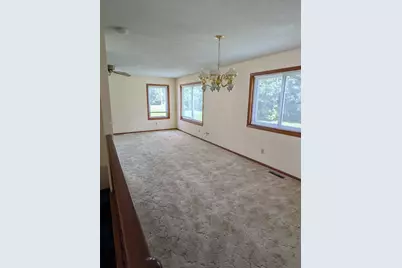 2265 4th Avenue SE, Owatonna, MN 55060 - Photo 3