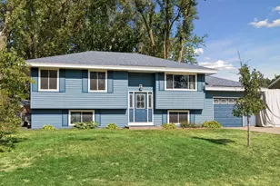 250 Stardust Blvd, Circle Pines, MN 55014 - Photo 1