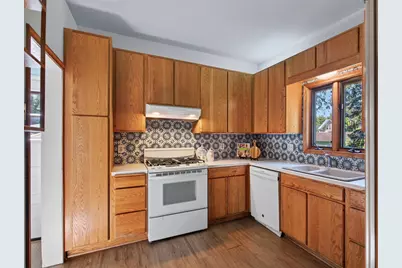 121 Maria Avenue, Saint Paul, MN 55106 - Photo 7