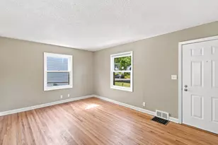 5825 45th Ave S, Minneapolis, MN 55417 - Photo 9
