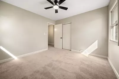 6809 Dudley Avenue N, Crystal, MN 55428 - Photo 21
