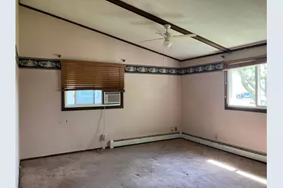 16 South Street SW, Dodge Center, MN 55927 - Photo 9