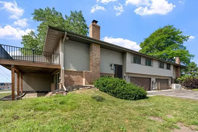 4112 Sylvia Lane S, Shoreview, MN 55126 - Photo 3