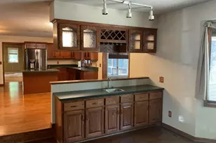 2139 14th Ave E, North Saint Paul, MN 55109 - Photo 11