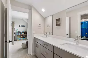 4605 Sunset Ln, Excelsior, MN 55331 - Photo 33
