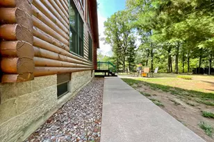 2225 Riverdale Rd, Mora, MN 55051 - Photo 9