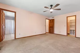 8818 Belvedere Dr, Eden Prairie, MN 55347 - Photo 23
