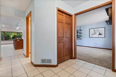 8818 Belvedere Drive, Eden Prairie, MN 55347 - Photo 15