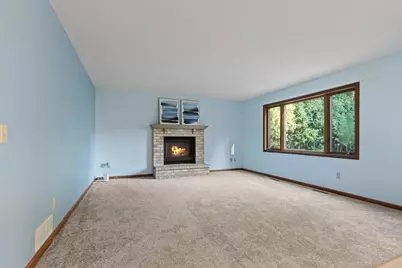 8818 Belvedere Drive, Eden Prairie, MN 55347 - Photo 13