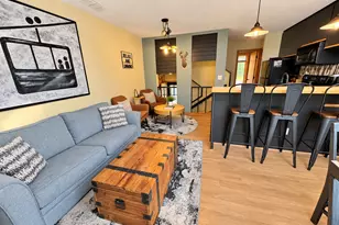 527 Moose Mountain Dr, Lutsen Township, MN 55612 - Photo 7
