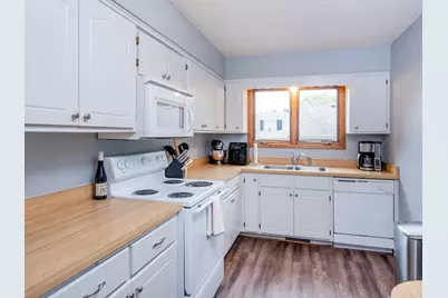 1883 County Road E E, White Bear Lake, MN 55110 - Photo 9