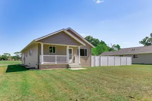 1814 Clearwater Rd, Saint Cloud, MN 56301 - Photo 3
