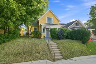 190 Annapolis St E, West Saint Paul, MN 55118 - Photo 1