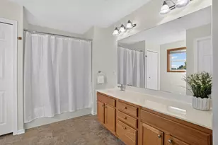 1969 Schoolmaster Dr, Chaska, MN 55318 - Photo 11