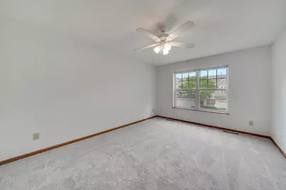 966 Princeton Avenue, Shakopee, MN 55379 - Photo 7