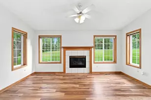 8521 Telford Ln, Brooklyn Park, MN 55443 - Photo 13