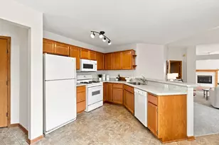 8521 Telford Ln, Brooklyn Park, MN 55443 - Photo 3