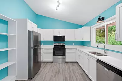 2112 69th Avenue N, Brooklyn Center, MN 55430 - Photo 9