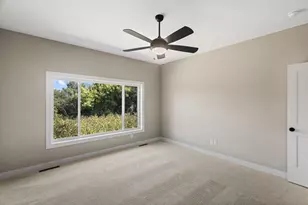 17852 Ellsworth Dr, Lakeville, MN 55044 - Photo 9