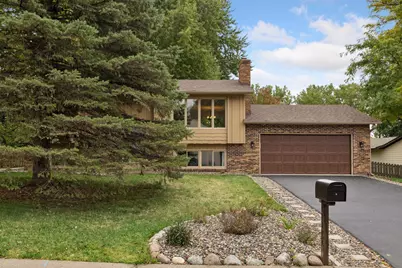 11315 40th Avenue N, Plymouth, MN 55441 - Photo 3