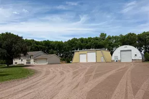 78772 290th St, Madelia, MN 56062 - Photo 7