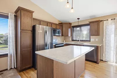 19385 Century Court, Farmington, MN 55024 - Photo 7