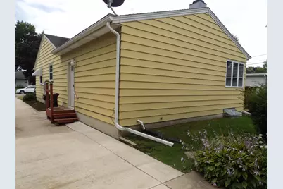 1802 3rd Avenue NW, Austin, MN 55912 - Photo 3