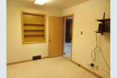 1802 3rd Avenue NW, Austin, MN 55912 - Photo 13